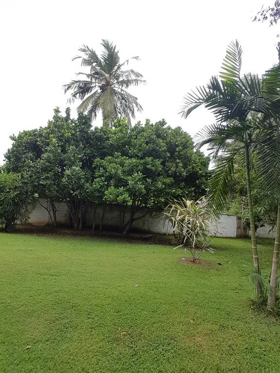 Villa Dewasiri Unawatuna Bagian luar foto